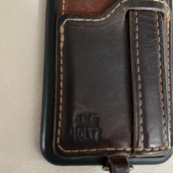 Holtz Leather iPhone 10x max. With wrist strap. Excellent condition. - Picture 7 of 9